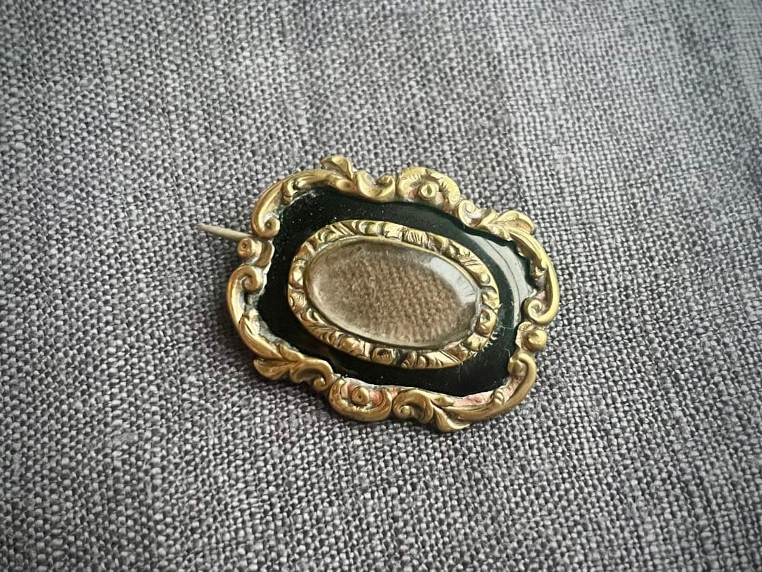 アンティーク モーニングジュエリー ブローチ イギリス