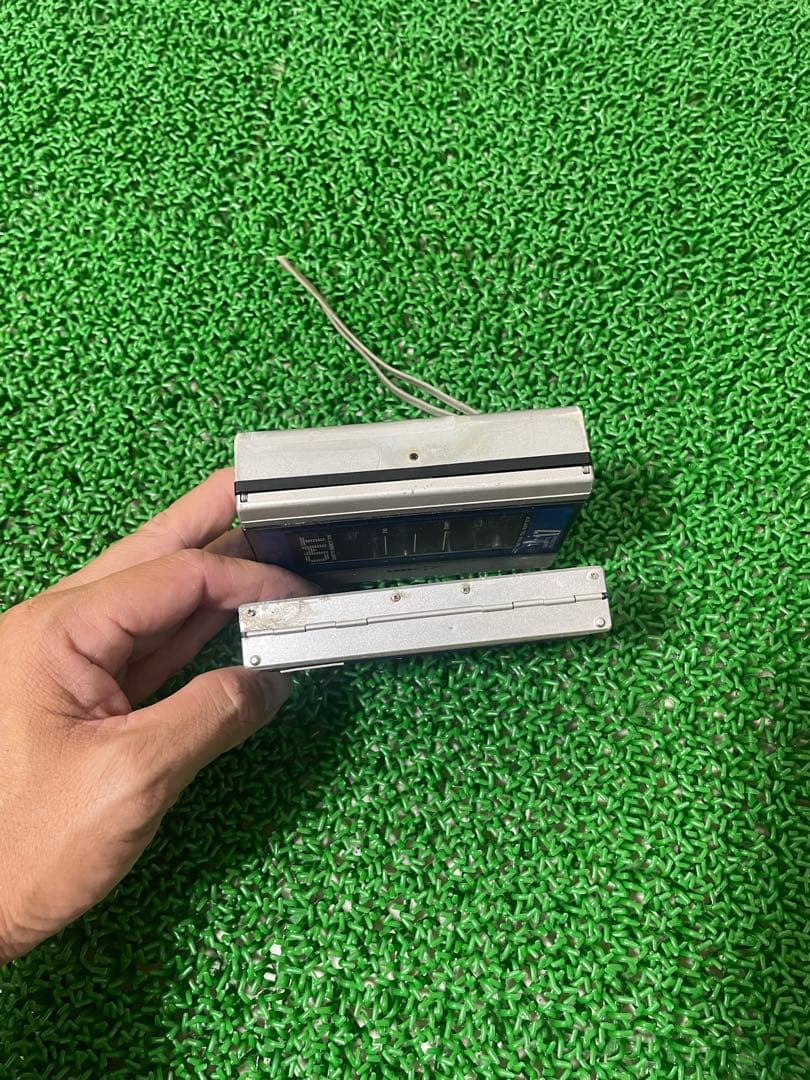 SONY、AIWA カセットプレーヤー　2点セット　(ジャンク品)