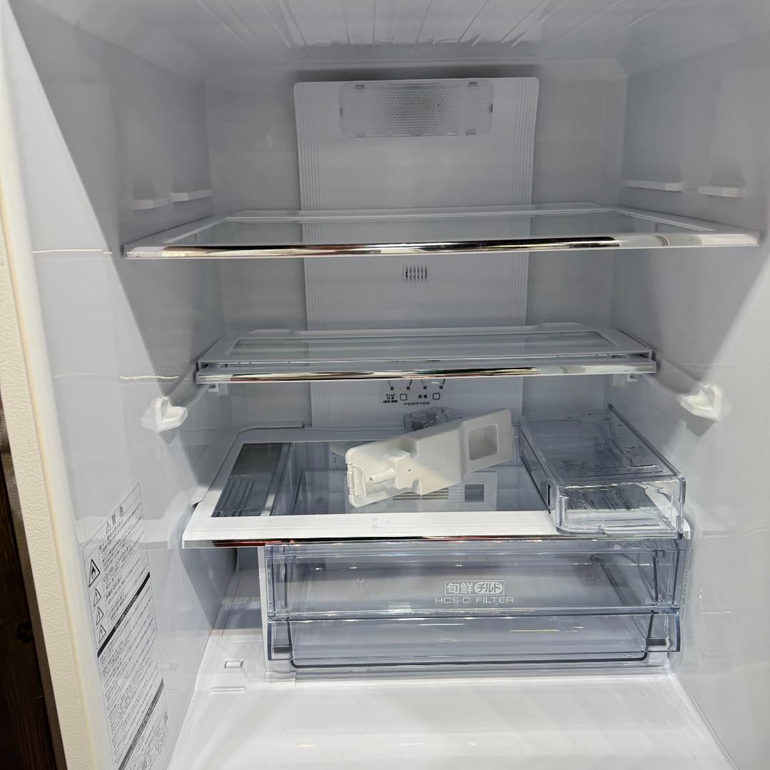 東京23区送料無料　超美品AQUA3ドア冷蔵庫　272L製氷機有