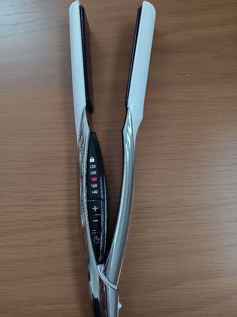 値下げ！正規品　ReFa ビューテック ストレートアイロン