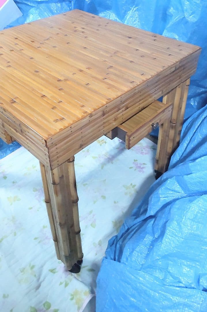 梅里竹芸製品のテーブル　値下げしました