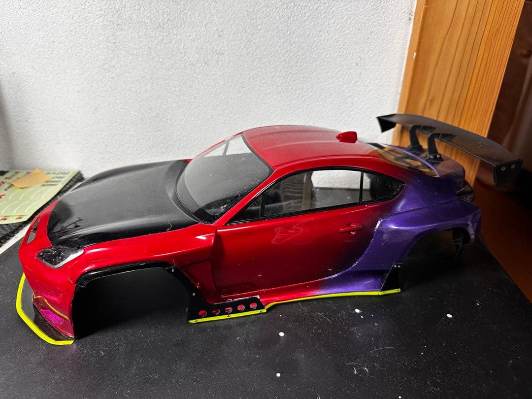 ラジコンボディー　GR86