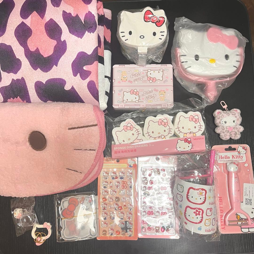 【新品未使用】ハローキティ　キティグッズ　まとめ売り 14点セット