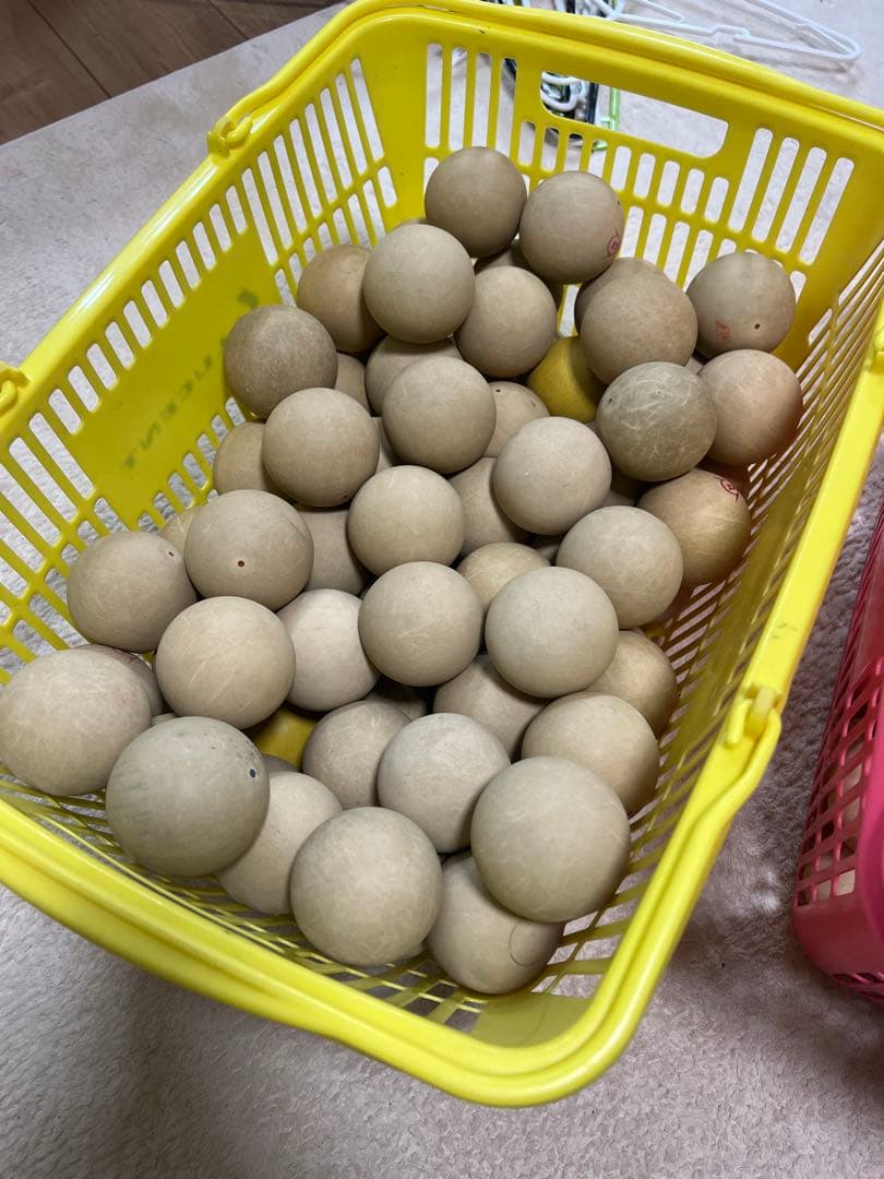 ソフトテニスボール　アカエムダンロップケンコー