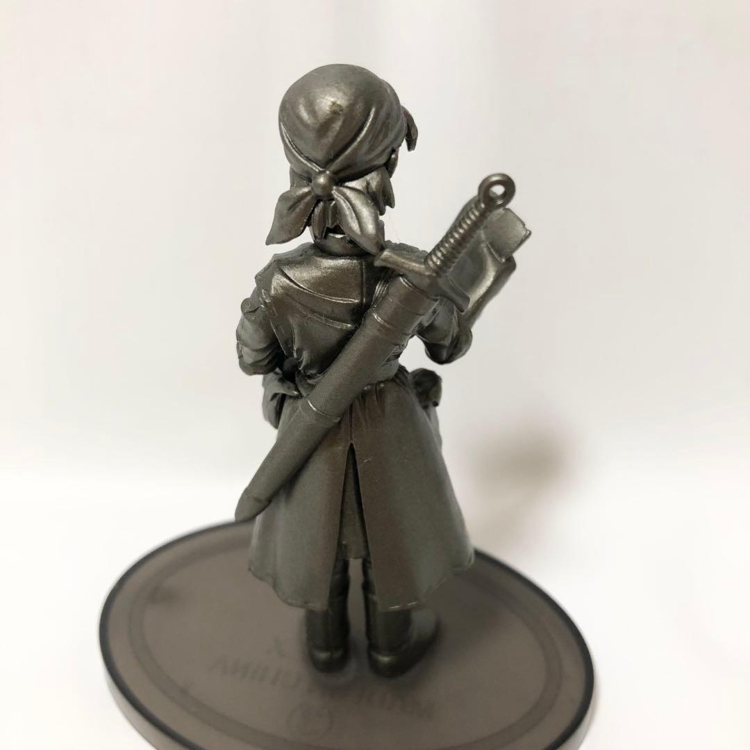 【匿名配送】超レア！シークレットあり！ドラクエ8 キャラクター フィギュア 4体