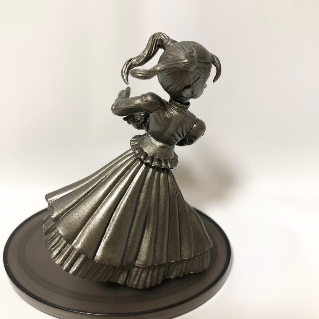 【匿名配送】超レア！シークレットあり！ドラクエ8 キャラクター フィギュア 4体