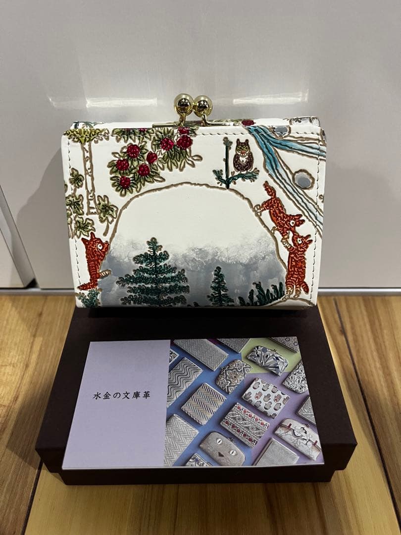 新品 大関の文庫革×Coral & Tusk 三つ折り財布