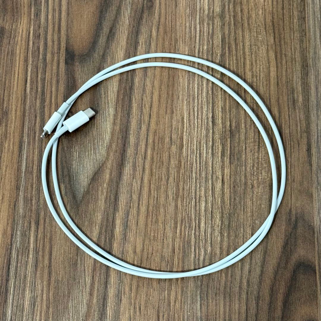 iPad 第7世代 32GB Wi-Fiモデル スペースグレイ