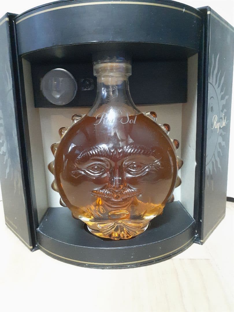 希少　プレミアムテキーラ　Rey Sol　レイソル エクストラアネホ 750ml