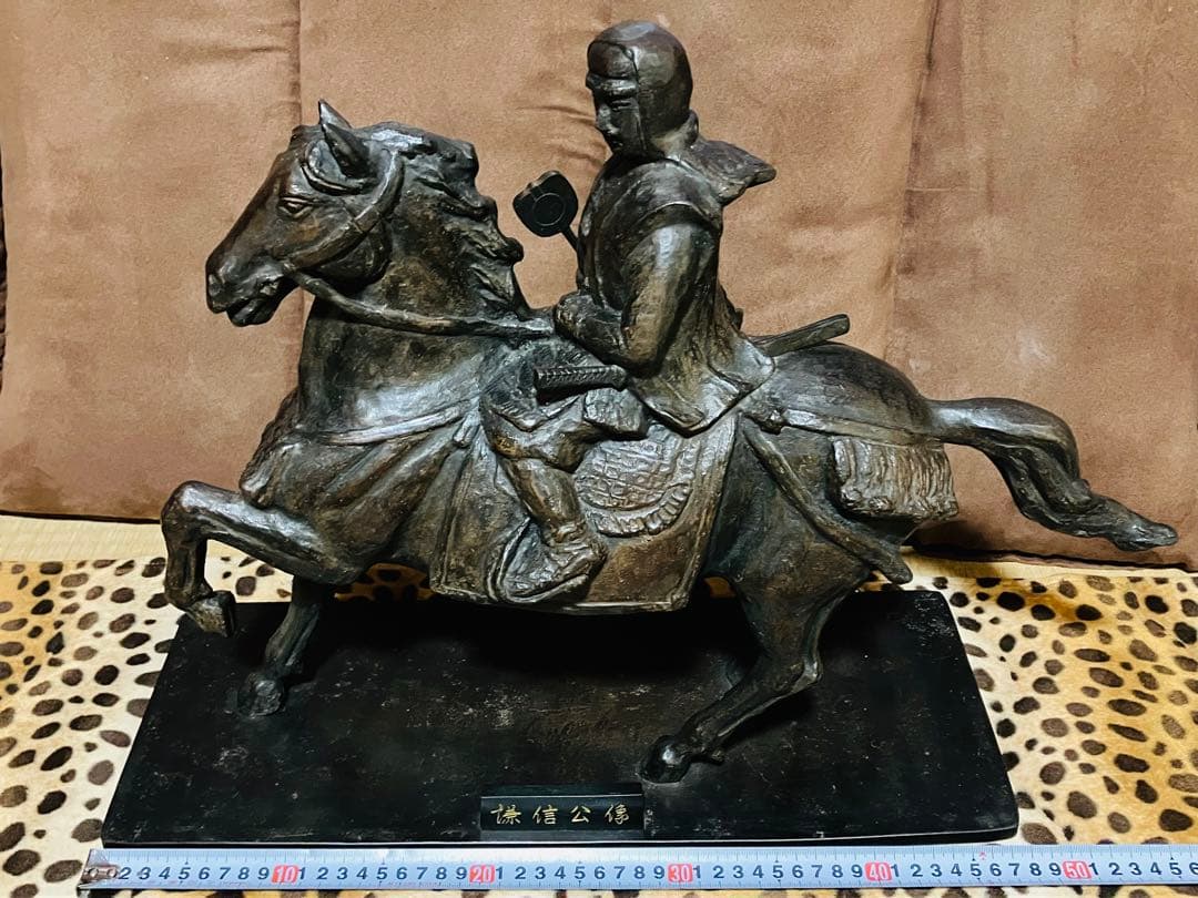 上杉謙信 銅像 置物 ブロンズ 金属製 馬 レトロ 戦国武将 武士 鎧 兜 武具