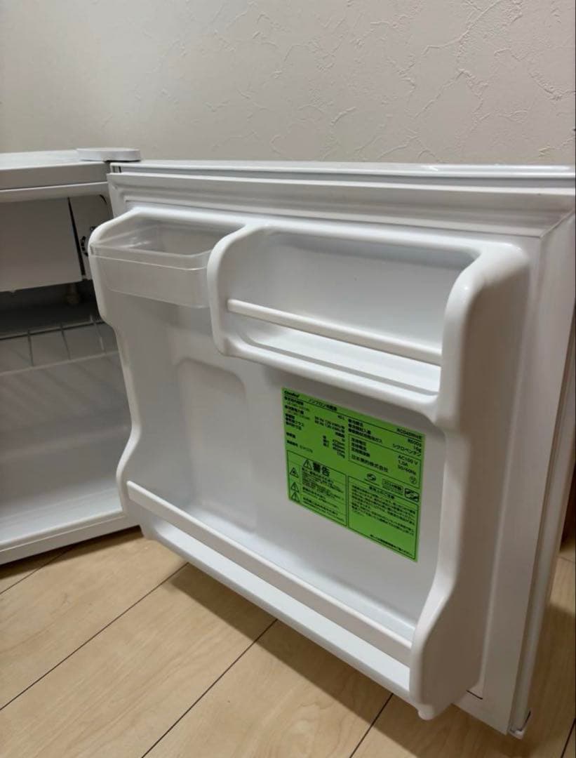 コンフィー(COMFEE’) 冷蔵庫 45L RCD45WH/E