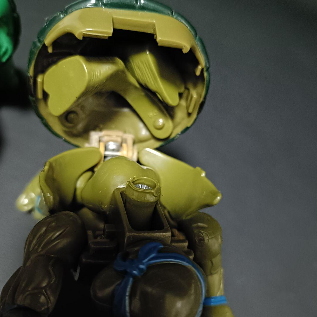 ミュータント・タートルズ 変形フィギュア 4体セット