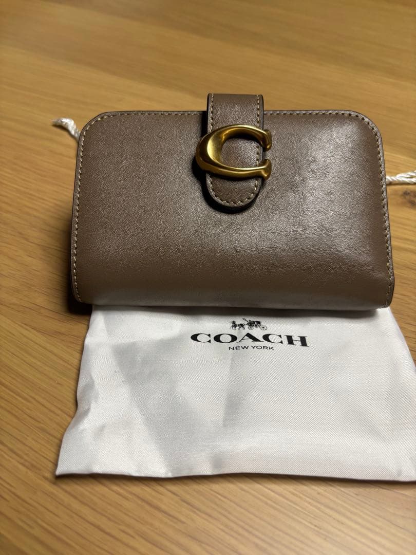 エンマまま　COACH 二つ折り財布