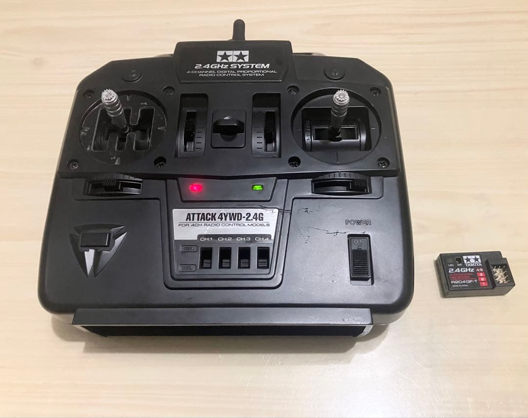 タミヤ フタバ ATTACK 4WD-2.4g 4チャンネル プロポ