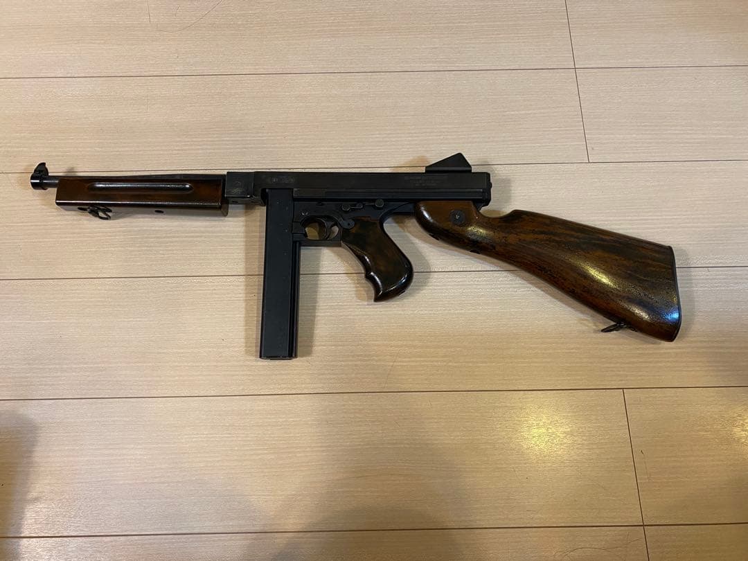 イ*ン様 絶版品　東京マルイ　M1A1トンプソン