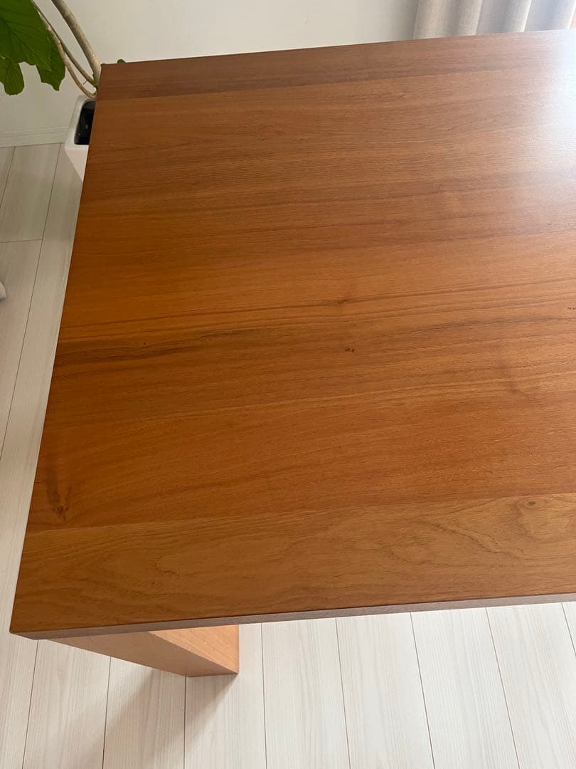 BoConcept（ボーコンセプト） ダイニングテーブル 4人掛け