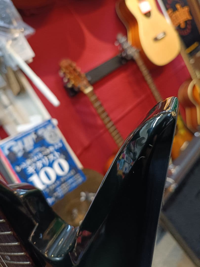 【Aria Pro II】ZZ Deluxe エクスプローラー 国産エレキギター