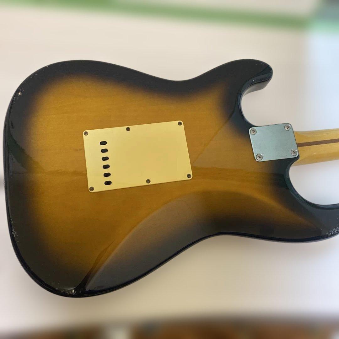 Fender Japan ストラトキャスター サンバースト ST-57