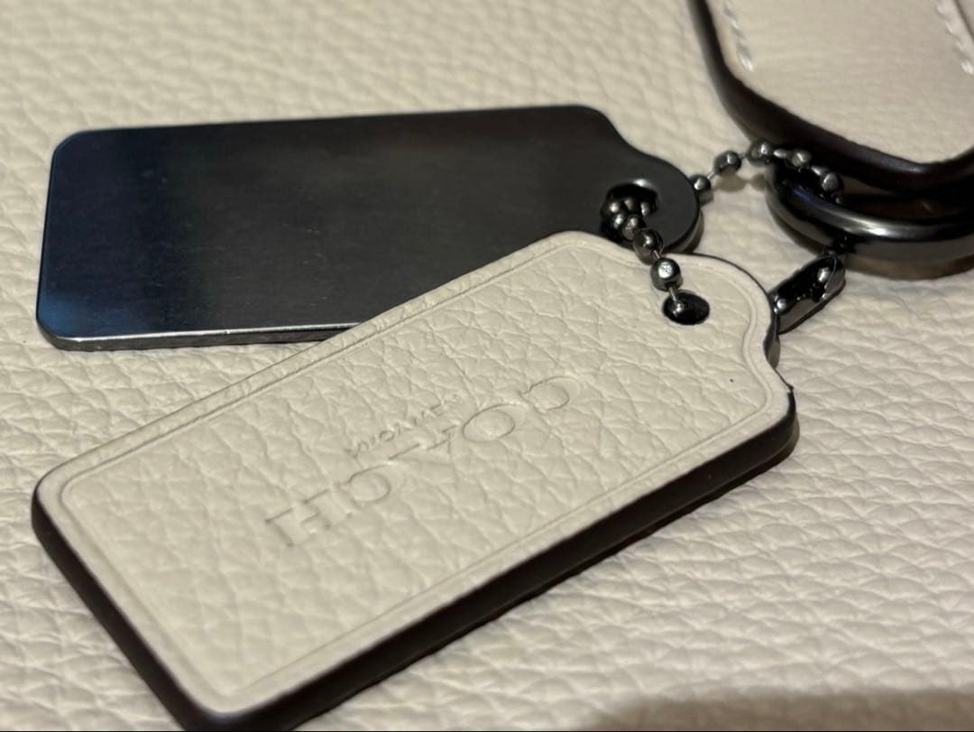 COACH ホワイト ショルダートートバッグ