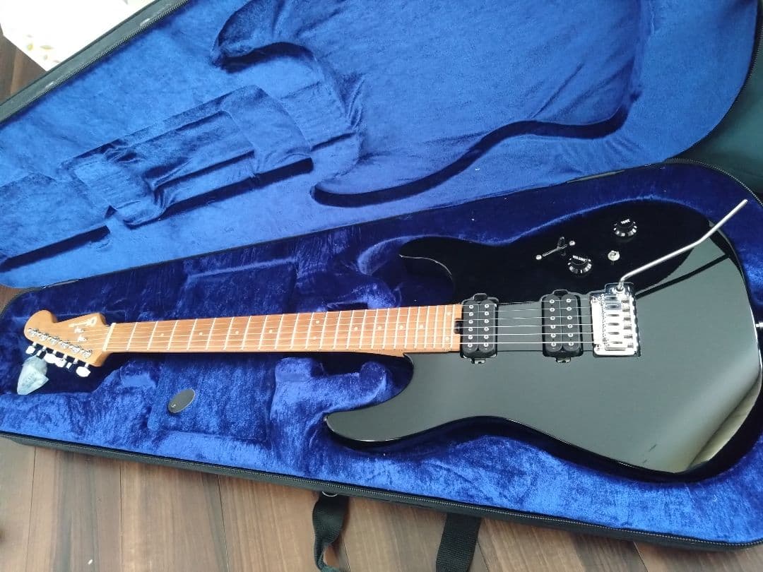 Charvel Pro-Mod DK24 HH 2PT CM グロスブラック