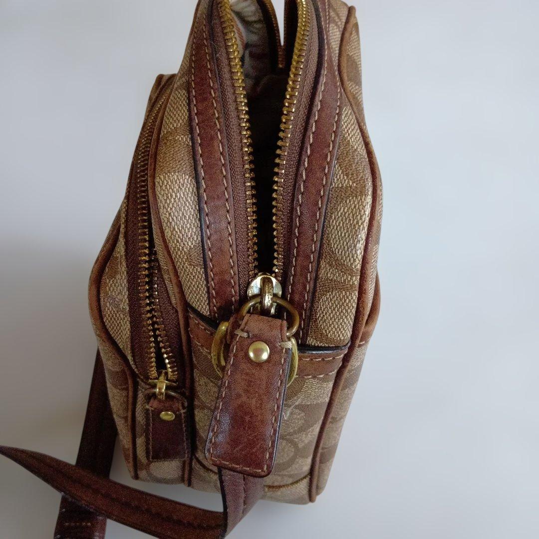 Coach ストライプデザイン ショルダーバッグ