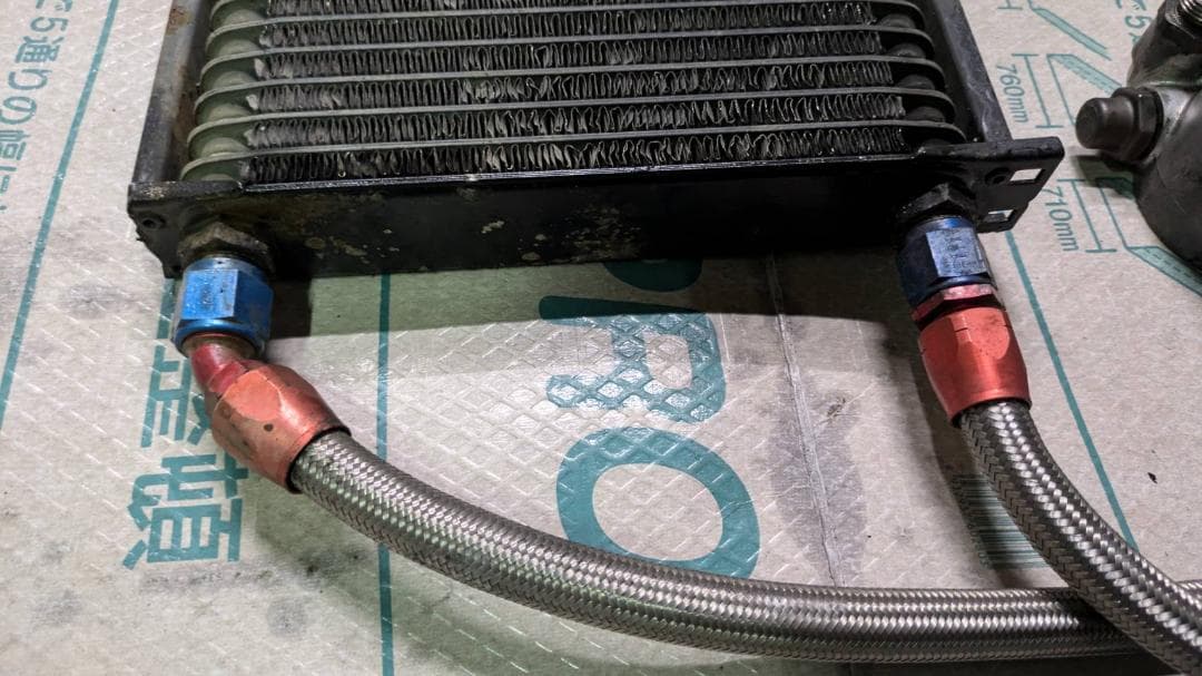 零*雨様 NB ロードスター　NB8C　HKSの刻印　オイルクーラー　NA