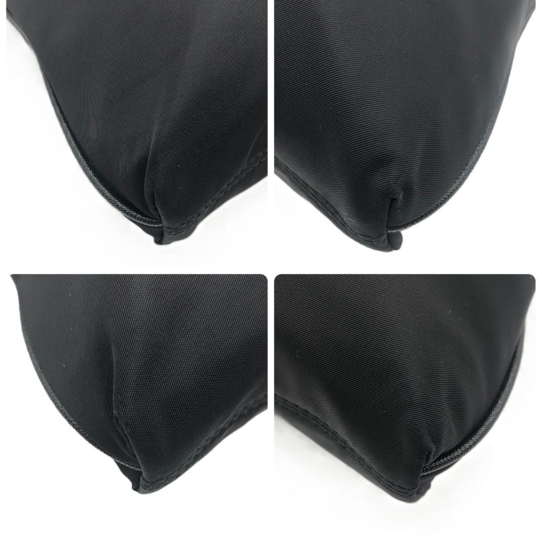 【極美品】MARC JACOBS　ブラック　ナイロン　ショルダーバッグ