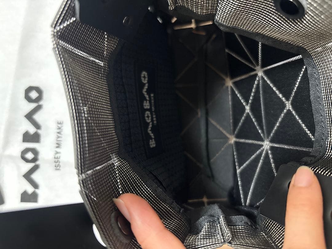 BAO BAO ISSEY MIYAKE CARAT ガンメタル