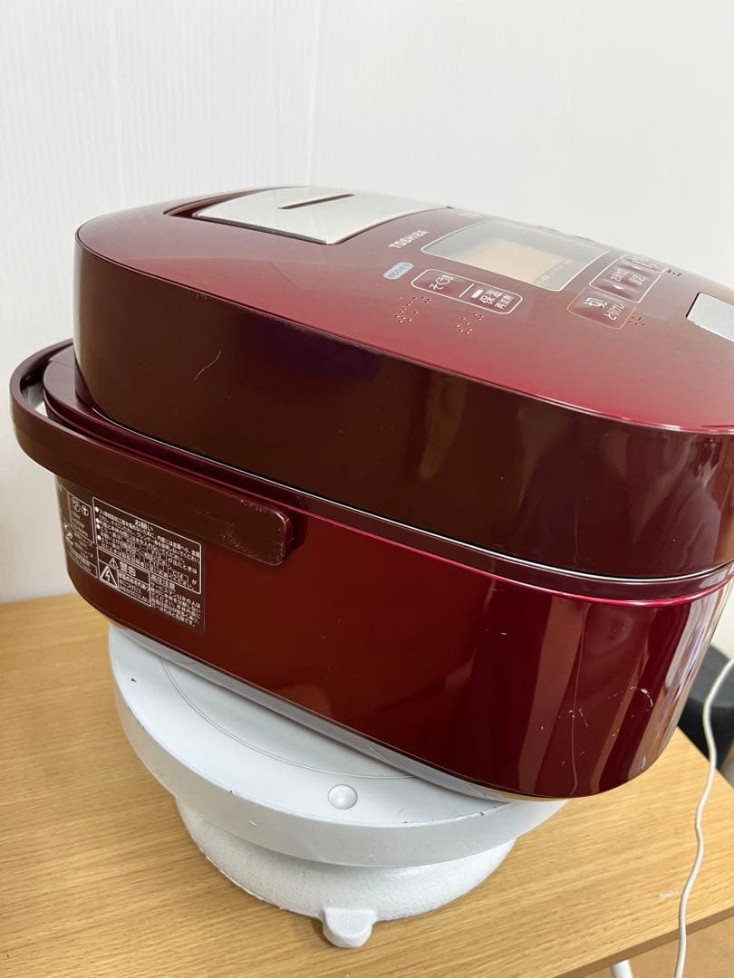 TOSHIBA 真空圧力IH炊飯器 RC-10VXH 1.0L 2014年製