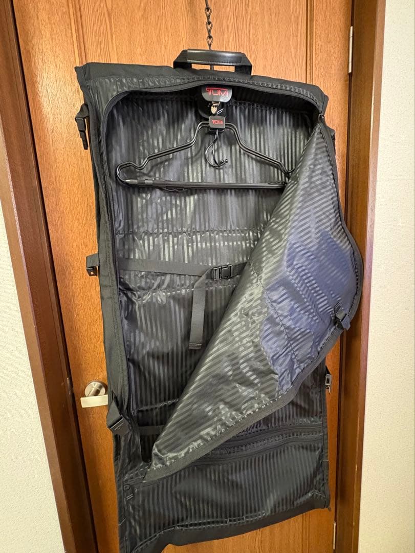 ★美品★TUMI キャリーケース ガーメントバッグ　ハンガー2本付き