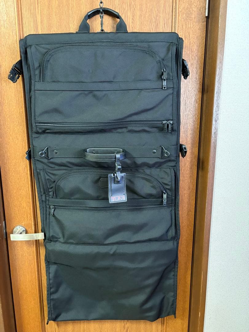 ★美品★TUMI キャリーケース ガーメントバッグ　ハンガー2本付き