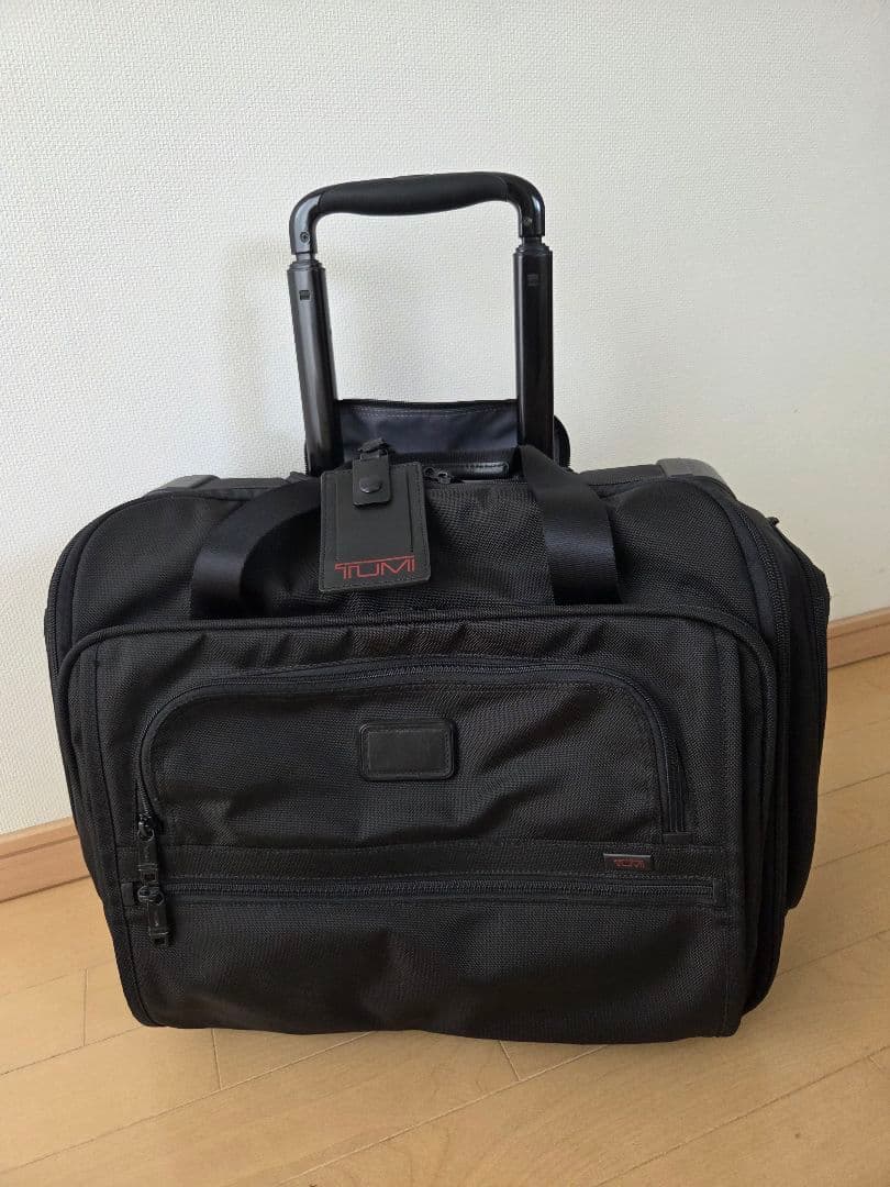 TUMI ブラック キャリーケース　2輪　22052D2