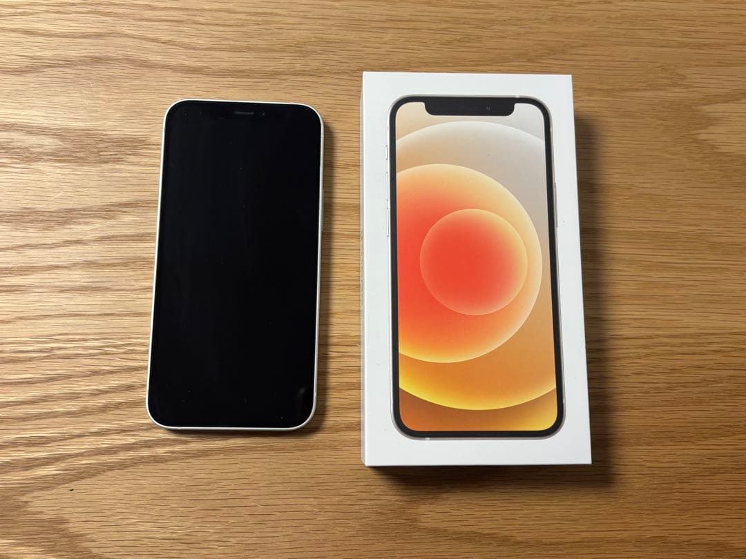 7*0様 iPhone 12 miniホワイト 256GB 充電容量85%