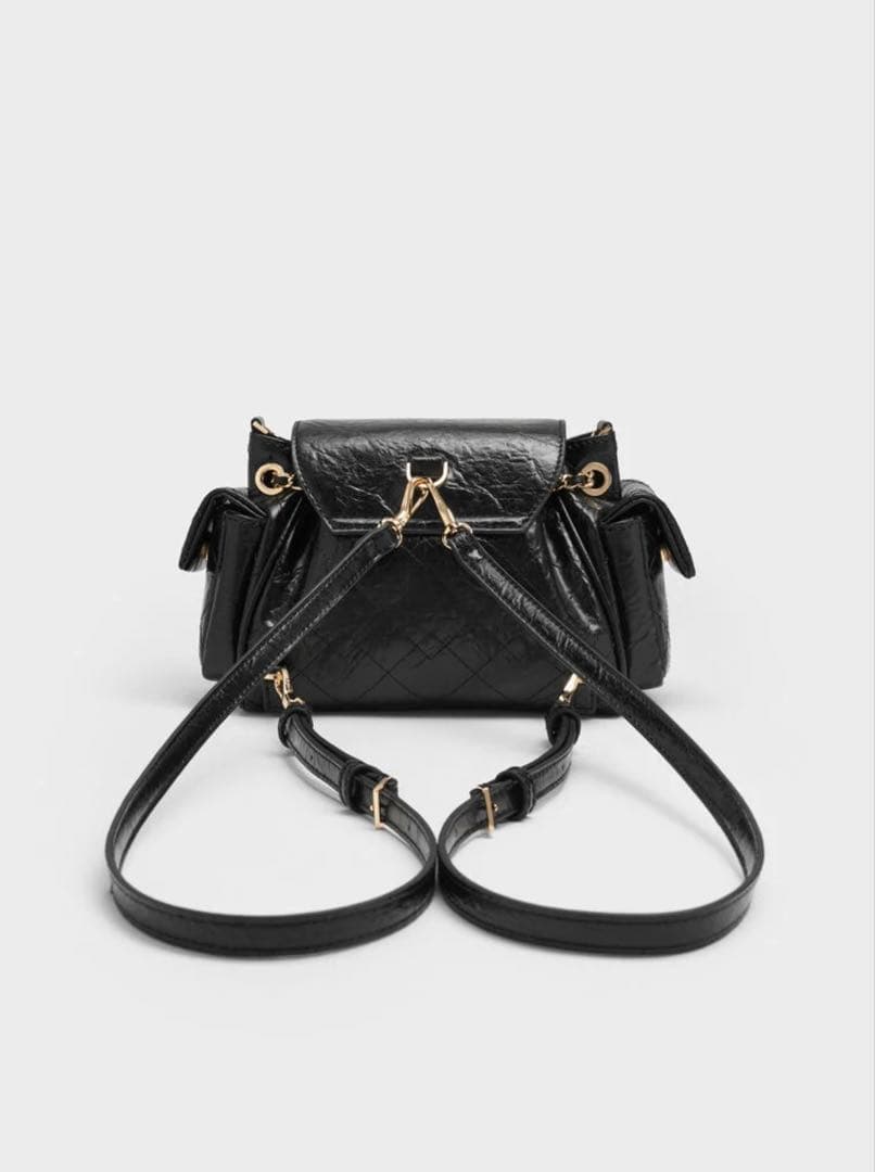 〈新品〉CHARLES&KEITH Duo 2wayフロントフラップバックパック