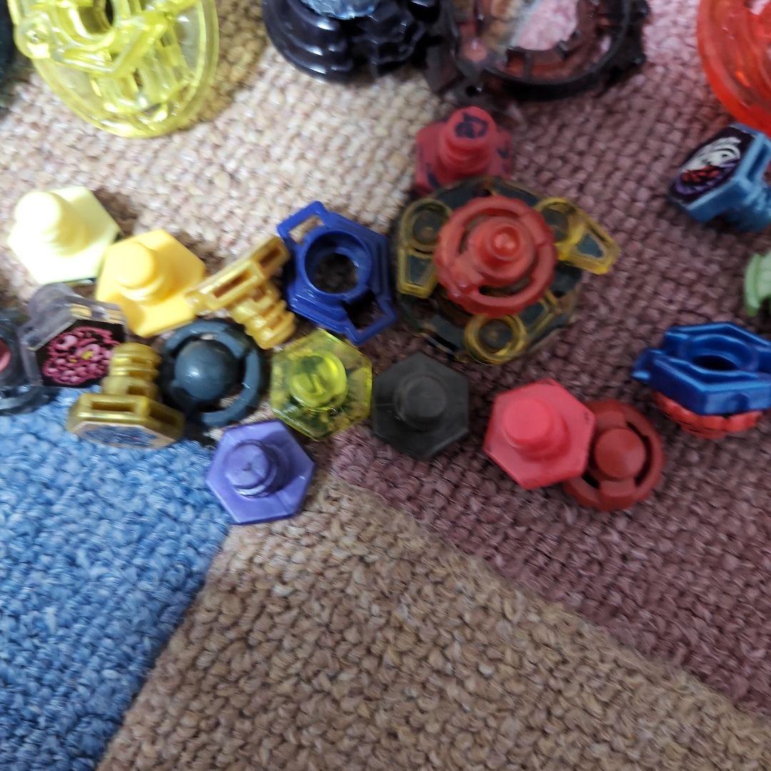 多色のレジェンドベイブレード　ランチャー　2個　その他　セット