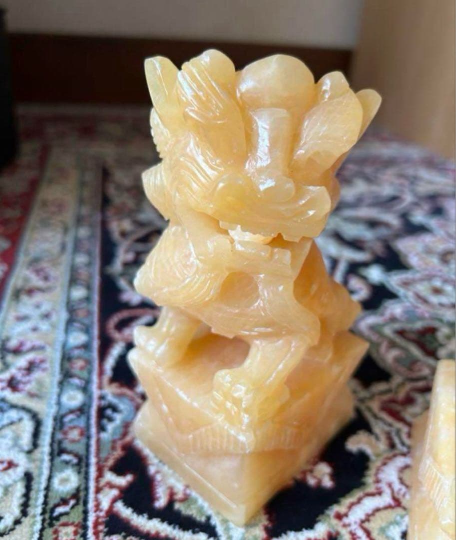 中国美しい　陶磁器 古美術　骨董品　美術　壺　花瓶　翡翠　シーサー　獅子　守神