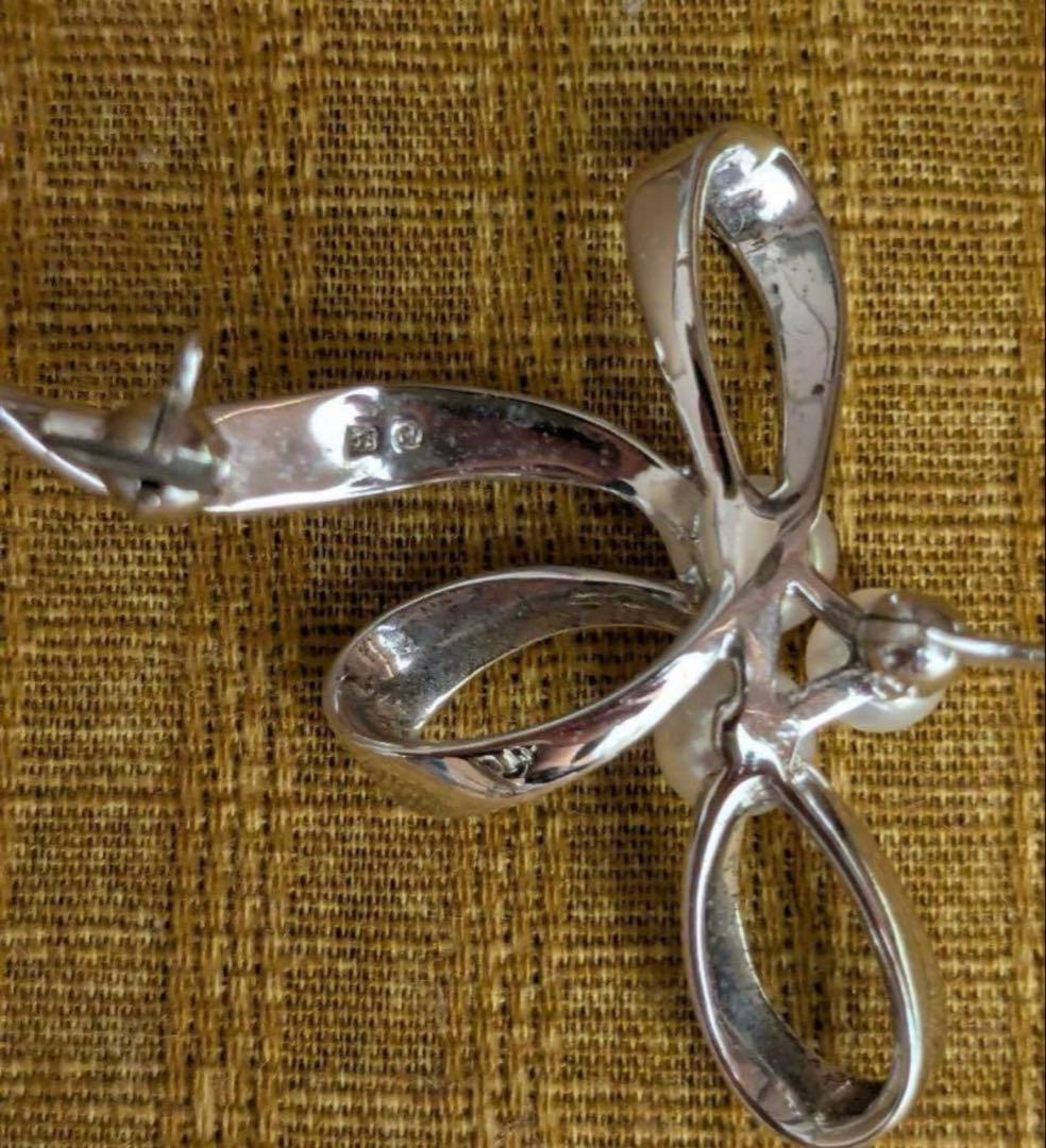 MIKIMOTO リボン型ブローチ パール付き