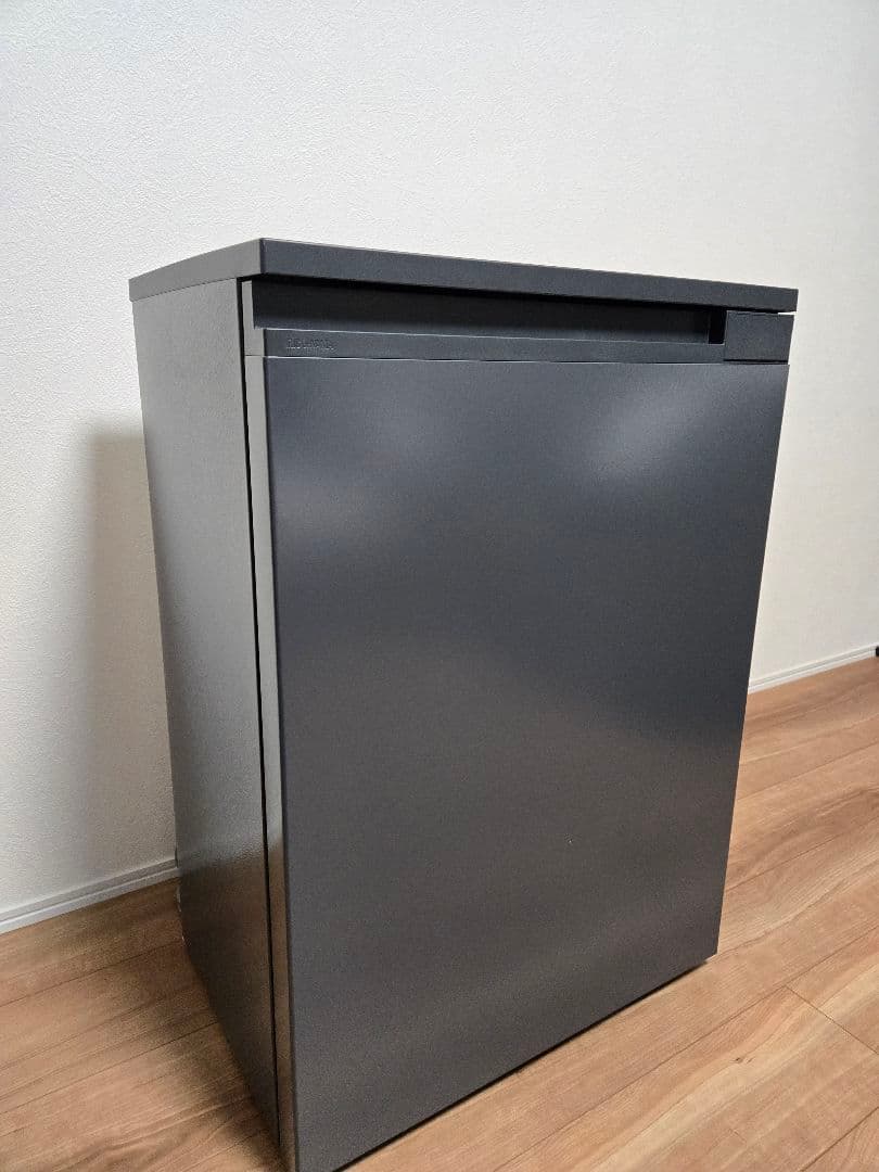 アイリスオーヤマ 小型 セカンド冷蔵庫（IRSN-7A-B ブラック）