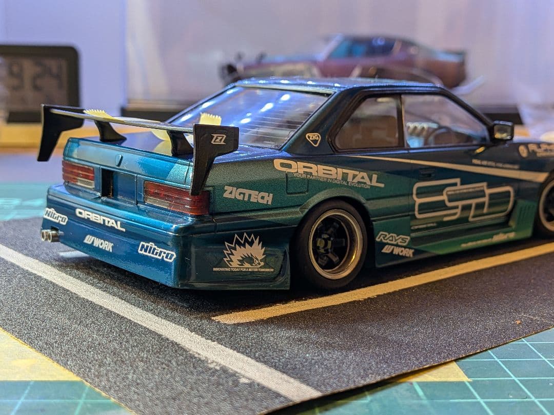 アオシマ 1/24 ザ・ハイソカー No.3 ニッサン F31レパードドリ車風