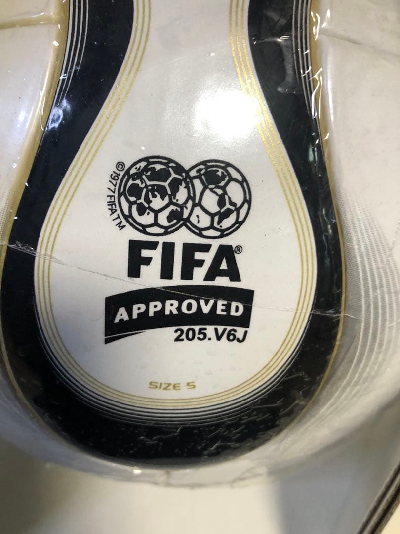 アディダス FIFA ワールドカップ　5号