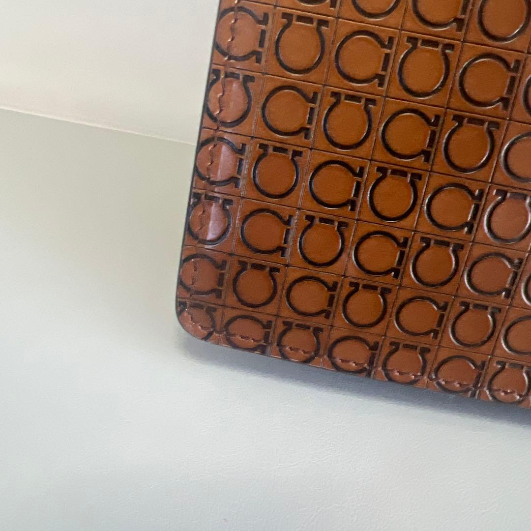 美品！サルヴァトーレ フェラガモ レザー ブリーフケース モノグラム ダイヤル式