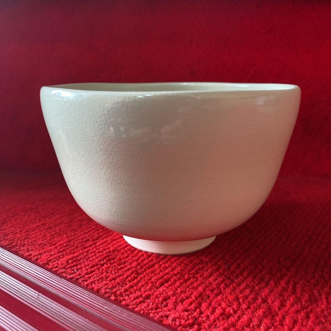 山岡善昇作　梅に椿茶碗(共箱) ○