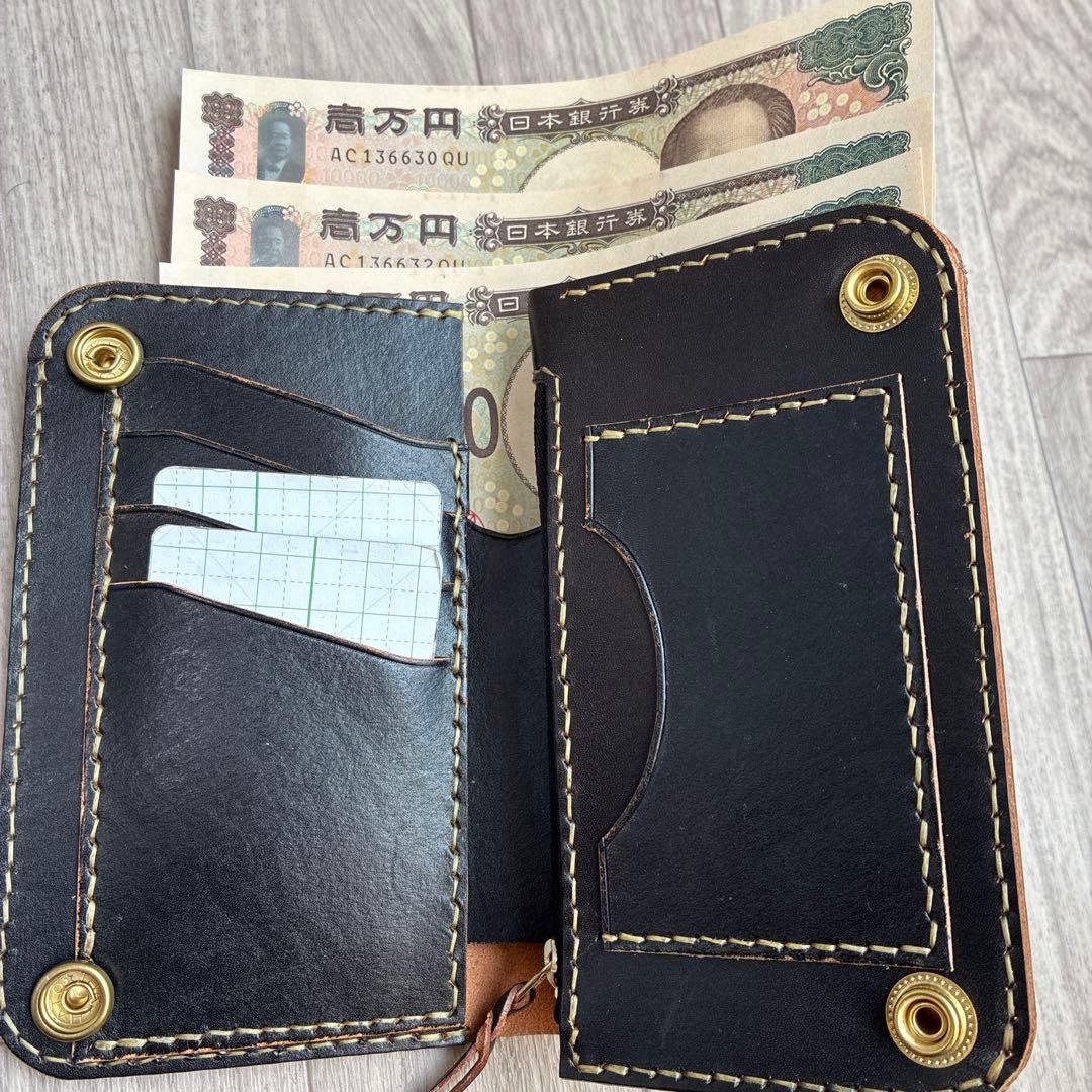 【茶芯ブラック】ミドルトラッカーウォレット　真鍮　お札を折らずに収納
