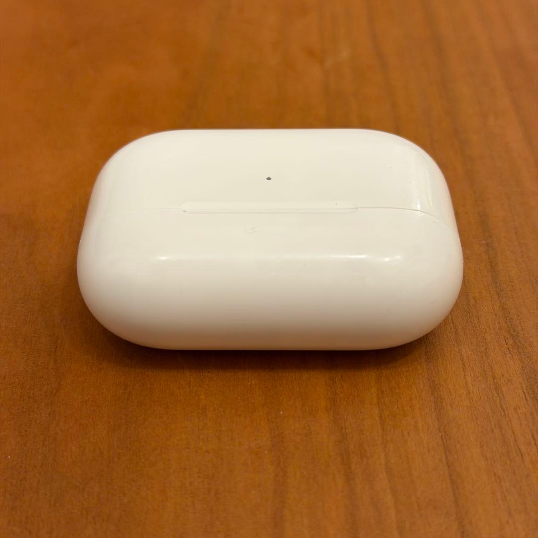 AirPods Pro（第2世代）MagSafe充電ケース（USB-C）付き