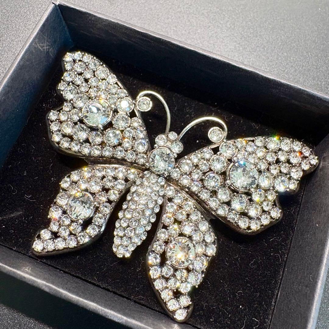 極美品✨グッチ ブローチ ラインストーン バタフライ 大ぶり シルバー