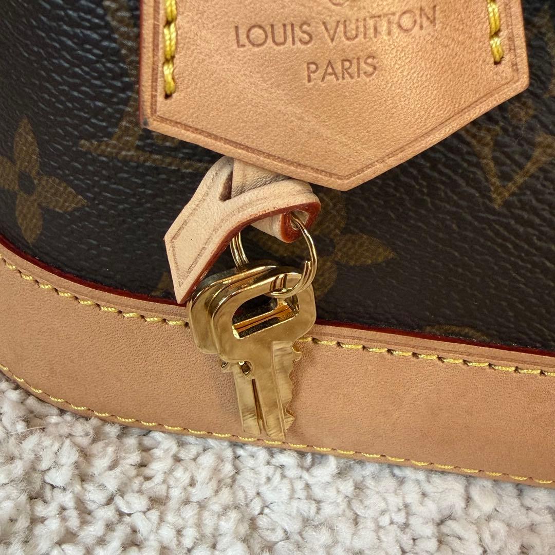 LOUIS VUITTON Alma BB (アルマBB)