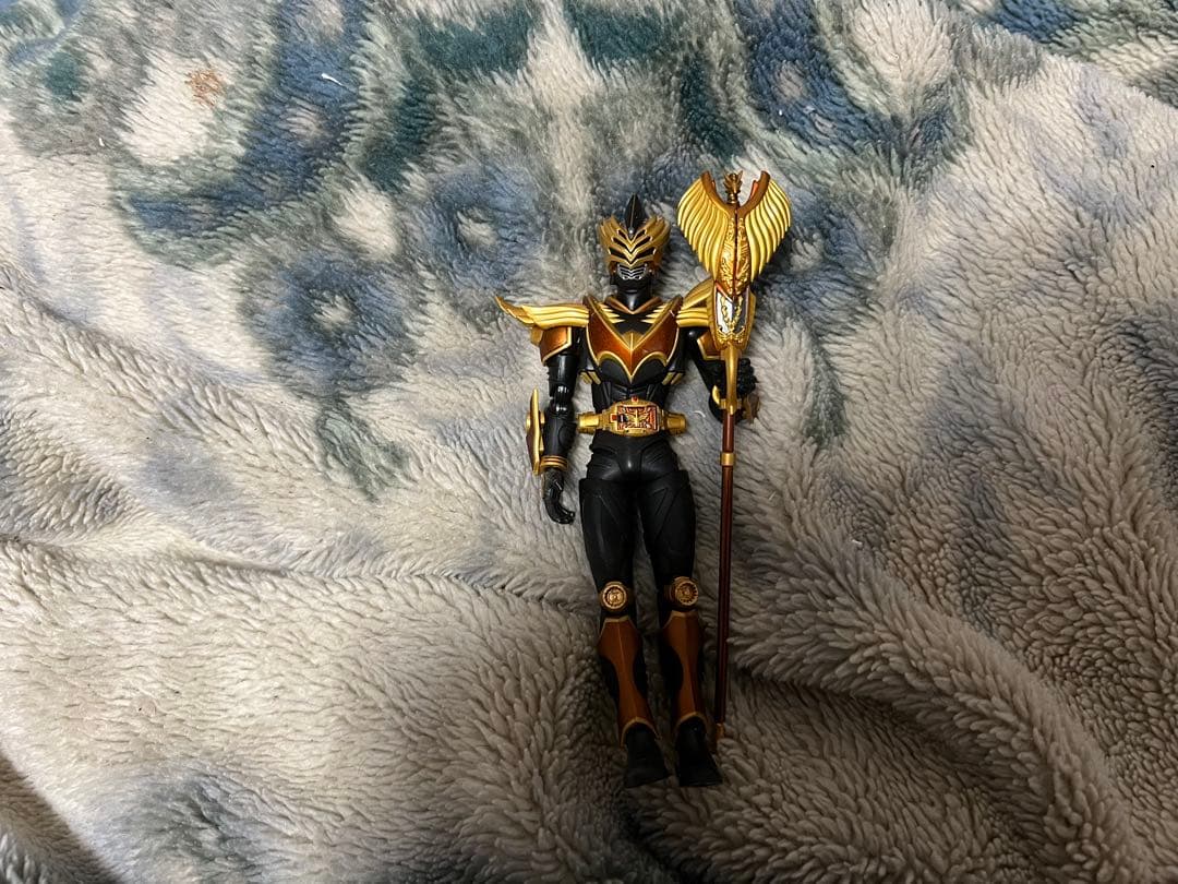 shフィギュアーツ仮面ライダー龍騎全ライダーミラーモンスターセットとオマケ2つ