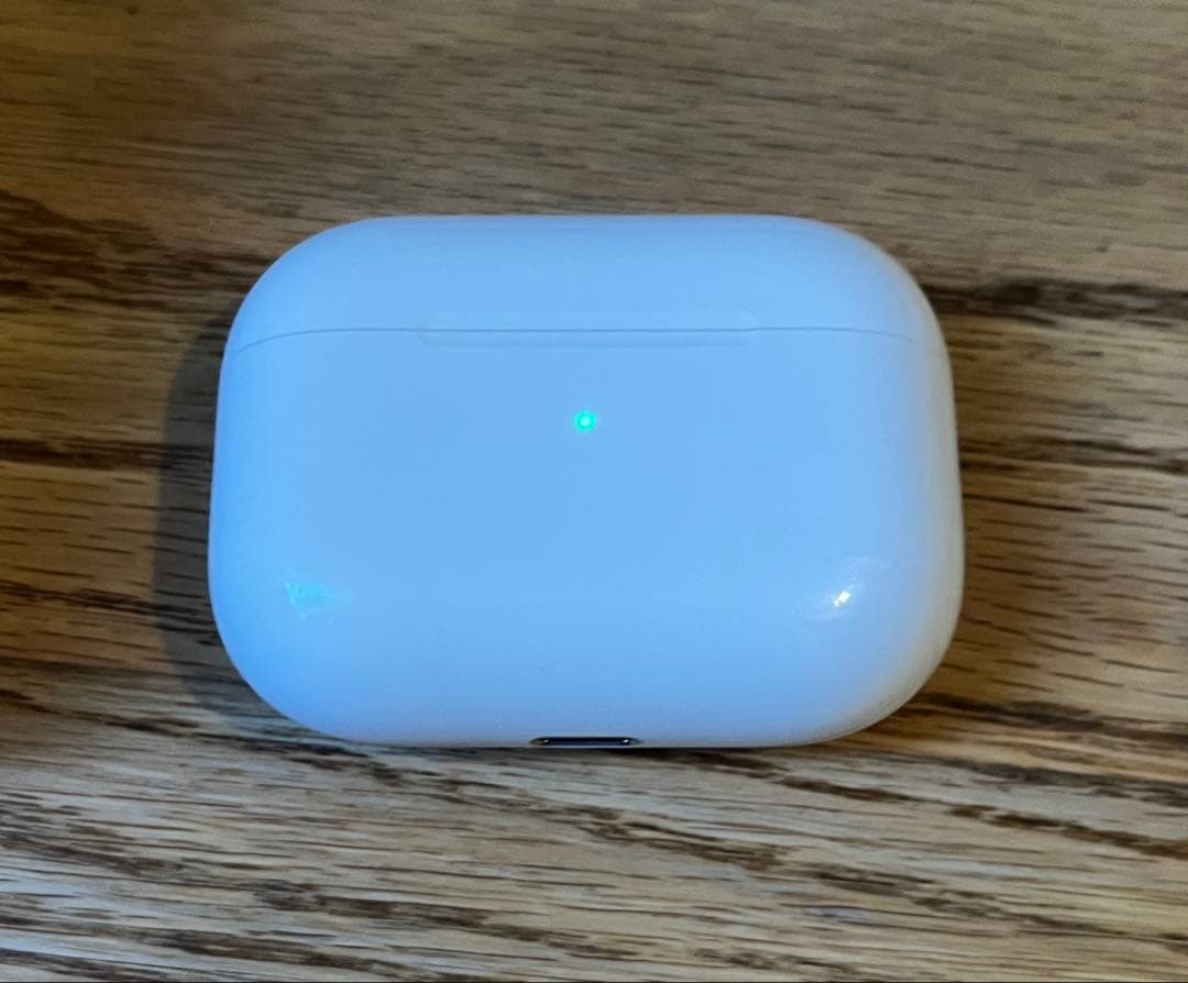 ☆極美品！おまけ付き☆Apple AirPods Pro 本体 充電ケース付き