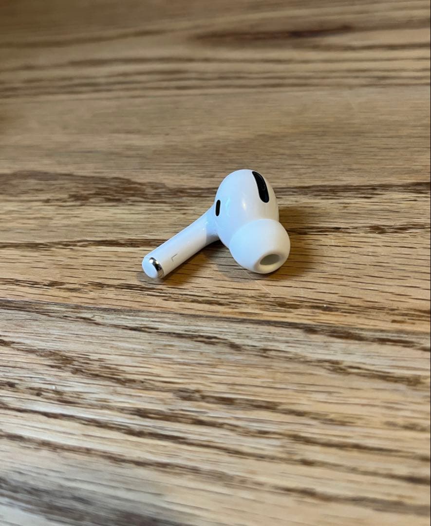 ☆極美品！おまけ付き☆Apple AirPods Pro 本体 充電ケース付き