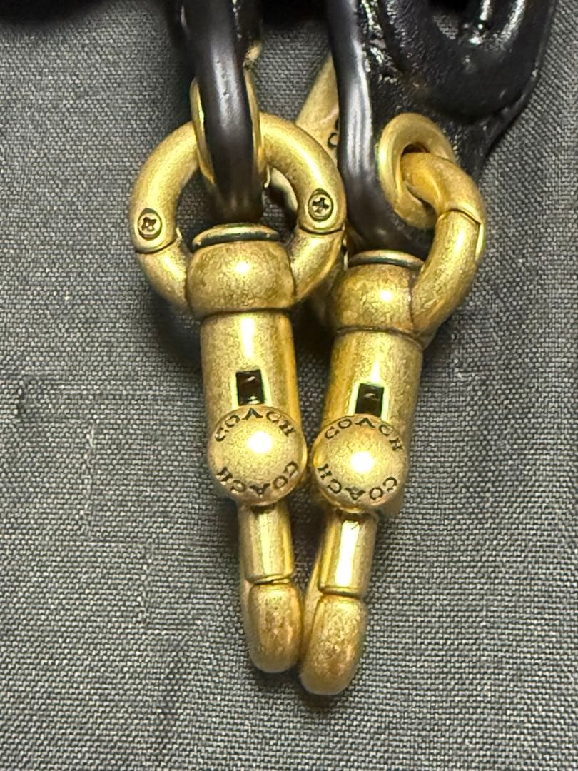 COACH　コーチ　レザー カバード ショート チェーン